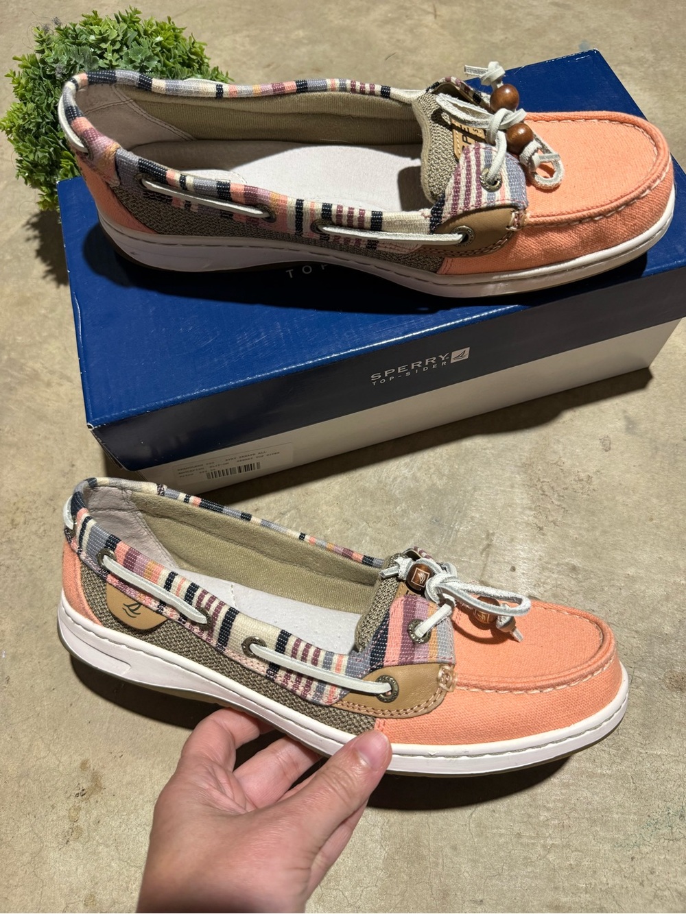 Sperry Boat Shoes Angelfish Coral Serape Women Size 9 Preppy Coastal Resortwesr